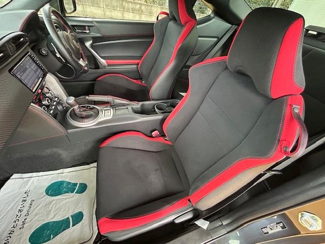 86 GT 修復歴なし 禁煙車 ワンオーナー 純正SDナビ バックカメラ スマートキー Bluetooth オートクルーズコントロール プッシュスタート ETC 純正17インチアルミホイール DVD再生 CD(29枚目)