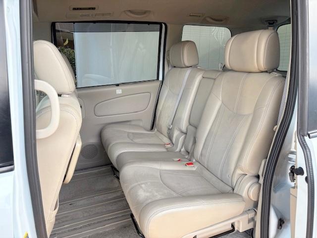 セレナ ２０Ｇ　Ｓ－ハイブリッド　修復歴なし　純正ＳＤナビ　衝突軽減ブレーキ　両側自動ドア　全周囲モニタ　フリップダウンモニタ　ＥＴＣ　インテリキー　車線逸脱警報　コーナーセンサー　クルコン　半革　フォグ　革巻ステア　プッシュスタート（14枚目）