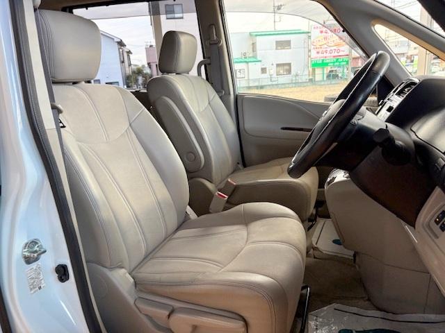 セレナ ２０Ｇ　Ｓ－ハイブリッド　修復歴なし　純正ＳＤナビ　衝突軽減ブレーキ　両側自動ドア　全周囲モニタ　フリップダウンモニタ　ＥＴＣ　インテリキー　車線逸脱警報　コーナーセンサー　クルコン　半革　フォグ　革巻ステア　プッシュスタート（28枚目）