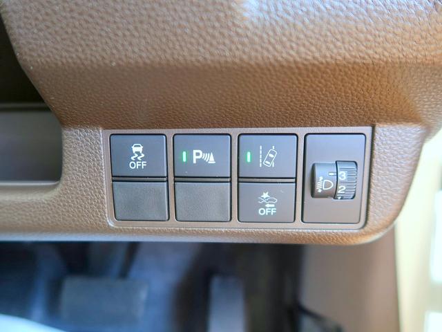 N-WGN L・ターボホンダセンシング 修復歴なし 禁煙車 純正SDナビ CD/USB/Bluetooth再生 ステアSW バックカメラ 衝突軽減ブレーキ スマートキー ビルトインETC クルコン パドルシフト LED フォグ 電子PB(4枚目)