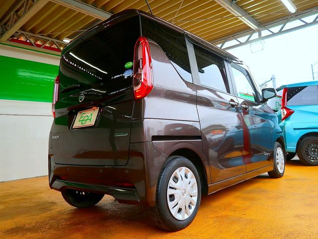 ルークス X 修復歴なし 禁煙車 純正CD/AUX接続 アラウンドビューモニタ インテリキー 自動ドア 衝突軽減ブレーキ 社外前後ドラレコ i-stop 横滑り防止(7枚目)