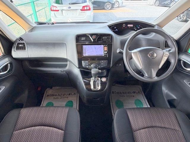 セレナ ハイウェイスターＳ－ＨＶアドバンスドセーフティパック　修復歴なし　禁煙車　ワンオーナー　エマージェンシーブレーキ　全周囲モニター　両側パワースライドドア　純正ＳＤナビ　ブルートゥース　フリップダウンモニター　ＥＴＣ　Ｗエアコン　フルセグ　ＤＶＤ再生　ＣＤ（10枚目）