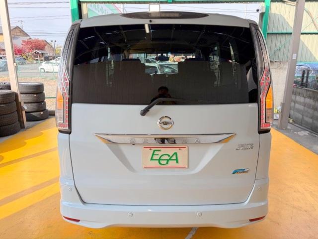 セレナ ハイウェイスターＳ－ＨＶアドバンスドセーフティパック　修復歴なし　禁煙車　ワンオーナー　エマージェンシーブレーキ　全周囲モニター　両側パワースライドドア　純正ＳＤナビ　ブルートゥース　フリップダウンモニター　ＥＴＣ　Ｗエアコン　フルセグ　ＤＶＤ再生　ＣＤ（18枚目）