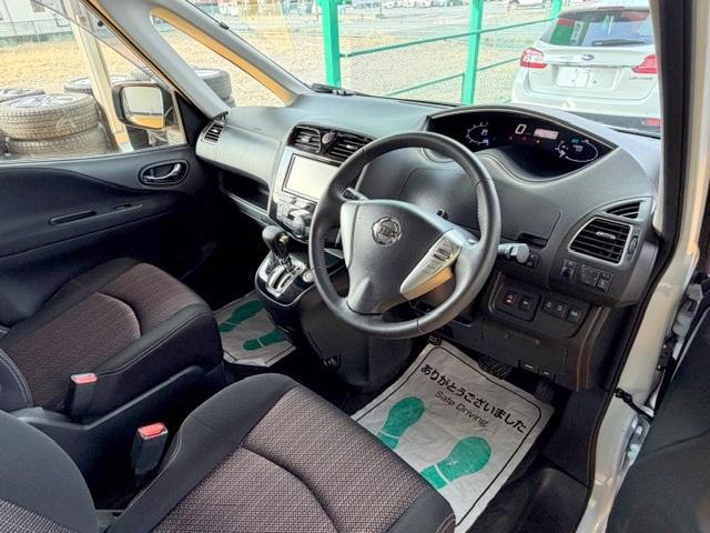 セレナ ハイウェイスターＳ－ＨＶアドバンスドセーフティパック　修復歴なし　禁煙車　ワンオーナー　エマージェンシーブレーキ　全周囲モニター　両側パワースライドドア　純正ＳＤナビ　ブルートゥース　フリップダウンモニター　ＥＴＣ　Ｗエアコン　フルセグ　ＤＶＤ再生　ＣＤ（27枚目）