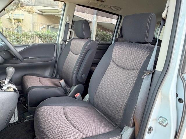 セレナ ハイウェイスターＳ－ＨＶアドバンスドセーフティパック　修復歴なし　禁煙車　ワンオーナー　エマージェンシーブレーキ　全周囲モニター　両側パワースライドドア　純正ＳＤナビ　ブルートゥース　フリップダウンモニター　ＥＴＣ　Ｗエアコン　フルセグ　ＤＶＤ再生　ＣＤ（28枚目）