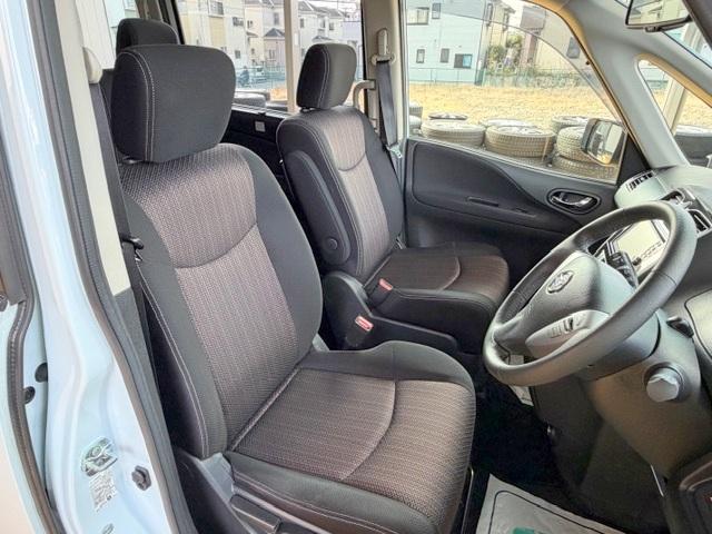 セレナ ハイウェイスターＳ－ＨＶアドバンスドセーフティパック　修復歴なし　禁煙車　ワンオーナー　エマージェンシーブレーキ　全周囲モニター　両側パワースライドドア　純正ＳＤナビ　ブルートゥース　フリップダウンモニター　ＥＴＣ　Ｗエアコン　フルセグ　ＤＶＤ再生　ＣＤ（29枚目）