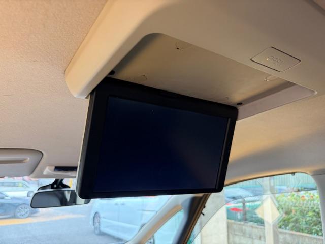 セレナ Ｘ　ＶセレクションＩＩ　修復歴なし　禁煙車　純正ＳＤナビ　両側パワースライドドア　バックカメラ　フリップダウンモニター　Ｂｌｕｅｔｏｏｔｈ　純正ドライブレコーダー　フルセグＴＶ　ＤＶＤ再生　ＣＤ（6枚目）