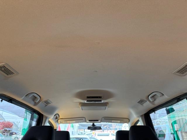 セレナ Ｘ　ＶセレクションＩＩ　修復歴なし　禁煙車　純正ＳＤナビ　両側パワースライドドア　バックカメラ　フリップダウンモニター　Ｂｌｕｅｔｏｏｔｈ　純正ドライブレコーダー　フルセグＴＶ　ＤＶＤ再生　ＣＤ（14枚目）