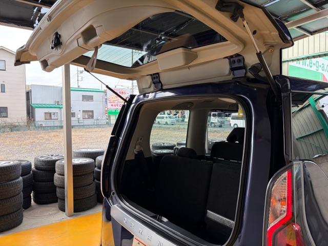 セレナ Ｘ　ＶセレクションＩＩ　修復歴なし　禁煙車　純正ＳＤナビ　両側パワースライドドア　バックカメラ　フリップダウンモニター　Ｂｌｕｅｔｏｏｔｈ　純正ドライブレコーダー　フルセグＴＶ　ＤＶＤ再生　ＣＤ（15枚目）