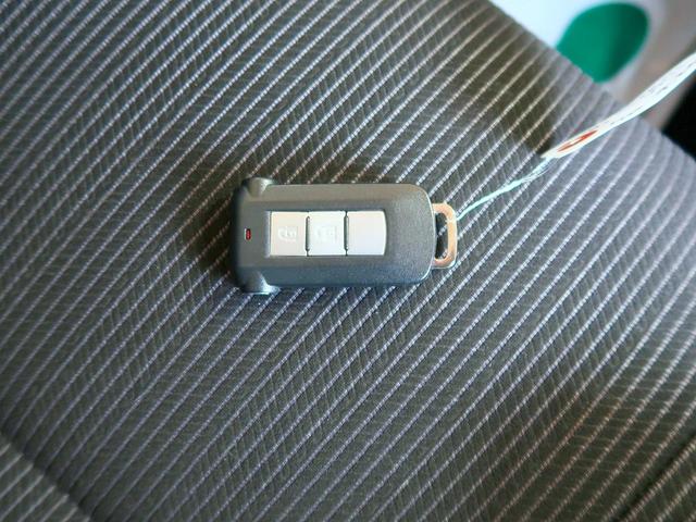 デイズルークス ハイウェイスター Gターボ 修復歴なし 社外SDナビ DVD/Bluetooth再生 フルセグTV 衝突軽減ブレーキ 両自動ドア インテリキー アラウンドビューモニタ ETC クルコン i-stop LED フォグ 純正15AW(3枚目)