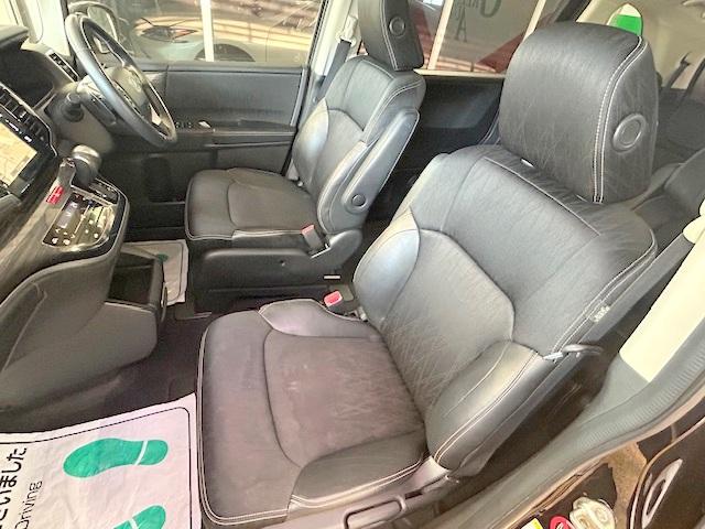 オデッセイ アブソルート 修復歴なし 禁煙車 純正メモリナビ 両側自動ドア Bluetooth バックカメラ スマートキー プッシュスタート LEDライト フォグ オートライト 純正18インチAW ミラーウインカー フルセグ(30枚目)