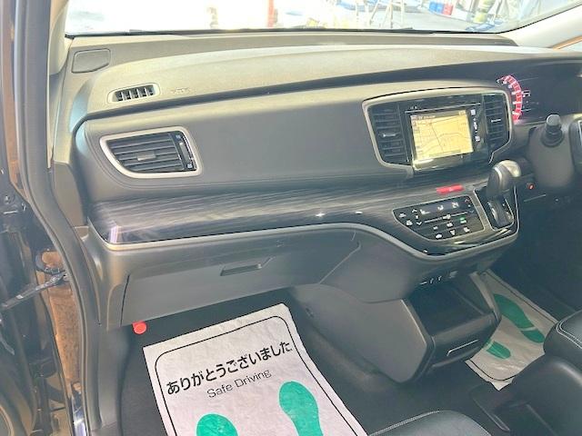 オデッセイ アブソルート 修復歴なし 禁煙車 純正メモリナビ 両側自動ドア Bluetooth バックカメラ スマートキー プッシュスタート LEDライト フォグ オートライト 純正18インチAW ミラーウインカー フルセグ(32枚目)