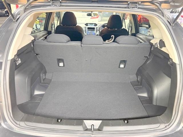 インプレッサスポーツ 1.6i-Sアイサイト 修復歴なし 禁煙車 アイサイトVer3 アクセスキー パワーシート LEDヘッドライト フォグ アルミペダル AVH SRH プッシュスタート(14枚目)