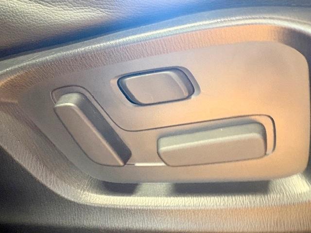 ＣＸ－５ ＸＤ　Ｌパッケージ　修復歴なし　禁煙車　マツダコネクトナビ　衝突軽減ブレーキ　ブラックレザーシート　バックカメラ　サイドカメラ　レーンキープ　コーナーセンサー　パワーシート　電動リアゲート　ＥＴＣ　Ｂｌｕｅｔｏｏｔｈ（6枚目）