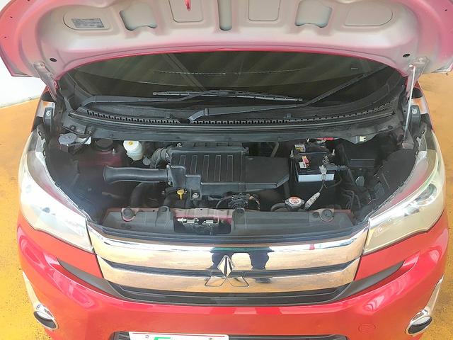 ｅＫカスタム Ｔ　修復歴なし　１オーナ　禁煙車　純正ＳＤナビ　ＣＤ／ＡＵＸ／ＵＳＢ再生　フルセグＴＶ　バックカメラ　ＥＴＣ　スマートキー　オートエアコン　ＨＩＤ　フォグ　純正フルエアロ＆社外１５ＡＷ（23枚目）