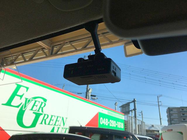 ドライブレコーダー装着車です！万が一の事故や交通トラブルの際、証拠として採用されるケースもあります。あおり運転被害の抑止効果も期待できます。