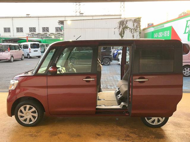 タント ＸリミテッドＳＡＩＩＩ　修復歴なし　禁煙車　純正メモリナビ　ＤＶＤ／Ｂｌｕｅｔｏｏｔｈ再生　フルセグＴＶ　両自動ドア　衝突軽減ブレーキ　スマートキー　マルチビューモニタ　ｉ－ｓｔｏｐ　シートヒータ　ステアＳＷ　ＬＥＤ（9枚目）