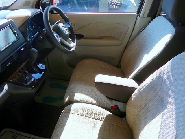 デイズ Ｘ　修復歴なし　禁煙車　純正ナビ　フルセグＴＶ　ＣＤ／Ｂｌｕｅｔｏｏｔｈ／ＡＵＸ再生　ステアＳＷ　アラウンドビューモニタ　衝突軽減ブレーキ　スマートキー　ｉ－ｓｔｏｐ　社外前後ドラレコ　純正１４ＡＷ（16枚目）