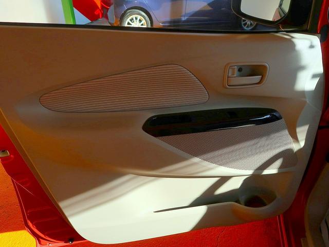 デイズ Ｘ　修復歴なし　禁煙車　純正メモリナビ　フルセグＴＶ　ＣＤ／Ｂｌｕｅｔｏｏｔｈ再生　ステアＳＷ　アラウンドビューモニタ　衝突軽減ブレーキ　インテリキー　ＥＴＣ　ｉ－ｓｔｏｐ　社外１４ＡＷ（46枚目）