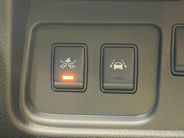 セレナ ２０Ｘ　Ｓ－ハイブリッドアドバンスドセーフティパック　修復歴なし　禁煙車　エマージェンシーブレーキ　全周囲モニター　両側パワースライドドア　インテリキー　純正ＳＤナビ　オートクルーズコントロール　プッシュスタート　Ｗエアコン　地デジＴＶ　ＤＶＤ再生　ＣＤ（2枚目）