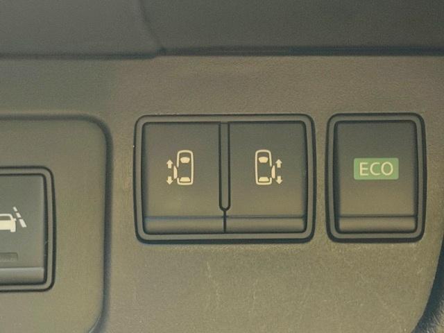 セレナ ２０Ｘ　Ｓ－ハイブリッドアドバンスドセーフティパック　修復歴なし　禁煙車　エマージェンシーブレーキ　全周囲モニター　両側パワースライドドア　インテリキー　純正ＳＤナビ　オートクルーズコントロール　プッシュスタート　Ｗエアコン　地デジＴＶ　ＤＶＤ再生　ＣＤ（3枚目）