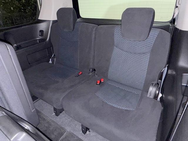 セレナ ２０Ｘ　Ｓ－ハイブリッドアドバンスドセーフティパック　修復歴なし　禁煙車　エマージェンシーブレーキ　全周囲モニター　両側パワースライドドア　インテリキー　純正ＳＤナビ　オートクルーズコントロール　プッシュスタート　Ｗエアコン　地デジＴＶ　ＤＶＤ再生　ＣＤ（13枚目）