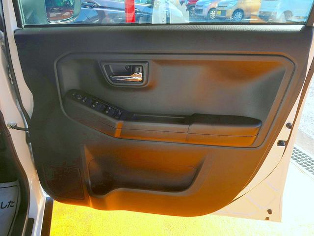 タフト Ｇターボ　ダーククロムベンチャー　修復歴なし　禁煙車　純正ディスプレイオーディオ　フルセグＴＶ　Ｂｌｕｅｔｏｏｔｈ再生　バックカメラ　衝突軽減ブレーキ　スマートキー　ガラスルーフ　クルコン　ｉ－ｓｔｏｐ　純正１５ＡＷ（45枚目）