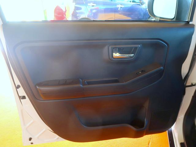 タフト Ｇターボ　ダーククロムベンチャー　修復歴なし　禁煙車　純正ディスプレイオーディオ　フルセグＴＶ　Ｂｌｕｅｔｏｏｔｈ再生　バックカメラ　衝突軽減ブレーキ　スマートキー　ガラスルーフ　クルコン　ｉ－ｓｔｏｐ　純正１５ＡＷ（47枚目）