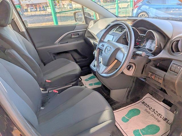 プレマシー ２０Ｃ－スカイアクティブ　修復歴なし　禁煙車　走行２．７万キロ　純正メモリナビ　ＥＴＣ　ＨＩＤ　オートスライドドア　Ｂｌｕｅｔｏｏｔｈ　横滑り防止装置　ステアリングスイッチ　ＭＴモード付ＡＴ　フルセグＴＶ　ＤＶＤ再生　ＣＤ（11枚目）