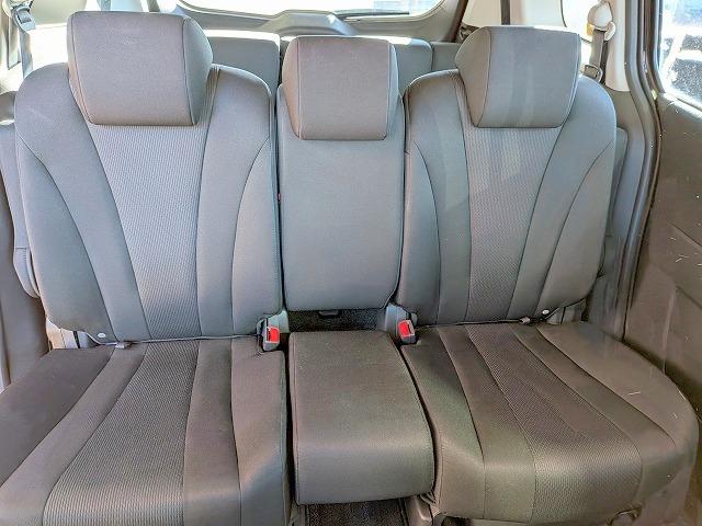 プレマシー ２０Ｃ－スカイアクティブ　修復歴なし　禁煙車　走行２．７万キロ　純正メモリナビ　ＥＴＣ　ＨＩＤ　オートスライドドア　Ｂｌｕｅｔｏｏｔｈ　横滑り防止装置　ステアリングスイッチ　ＭＴモード付ＡＴ　フルセグＴＶ　ＤＶＤ再生　ＣＤ（31枚目）