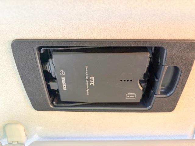 プレマシー ２０Ｓ－スカイアクティブ　修復歴なし　禁煙車　純正ＳＤナビ　両側パワースライドドア　オートクルーズコントロール　アドバンストキー　バックカメラ　Ｂｌｕｅｔｏｏｔｈ　ＥＴＣ　フルセグＴＶ　ＤＶＤ再生　ＣＤ（7枚目）