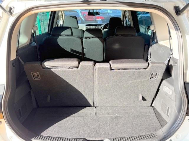 プレマシー ２０Ｓ－スカイアクティブ　修復歴なし　禁煙車　純正ＳＤナビ　両側パワースライドドア　オートクルーズコントロール　アドバンストキー　バックカメラ　Ｂｌｕｅｔｏｏｔｈ　ＥＴＣ　フルセグＴＶ　ＤＶＤ再生　ＣＤ（27枚目）