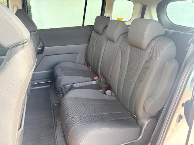 プレマシー ２０Ｓ－スカイアクティブ　修復歴なし　禁煙車　純正メモリナビ　両側パワースライドドア　バックカメラ　アドバンストキー　Ｂｌｕｅｔｏｏｔｈ　ＥＴＣ　プッシュスタート　純正１５インチアルミホイール　フルセグＴＶ　ＤＶＤ再生　ＣＤ（11枚目）