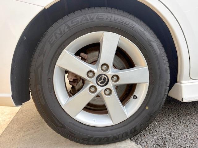 プレマシー ２０Ｓ－スカイアクティブ　修復歴なし　禁煙車　純正メモリナビ　両側パワースライドドア　バックカメラ　アドバンストキー　Ｂｌｕｅｔｏｏｔｈ　ＥＴＣ　プッシュスタート　純正１５インチアルミホイール　フルセグＴＶ　ＤＶＤ再生　ＣＤ（19枚目）