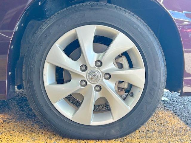 セレナ ハイウェイスター Vセレクション 修復歴なし 両側自動ドア 純正HDDナビ 全周囲モニター フリップダウンモニタ コーナーセンサー インテリキー ETC 純正フルエアロ&16AW HID フォグ ミラーウインカー 革巻ステア Mサーバ(21枚目)