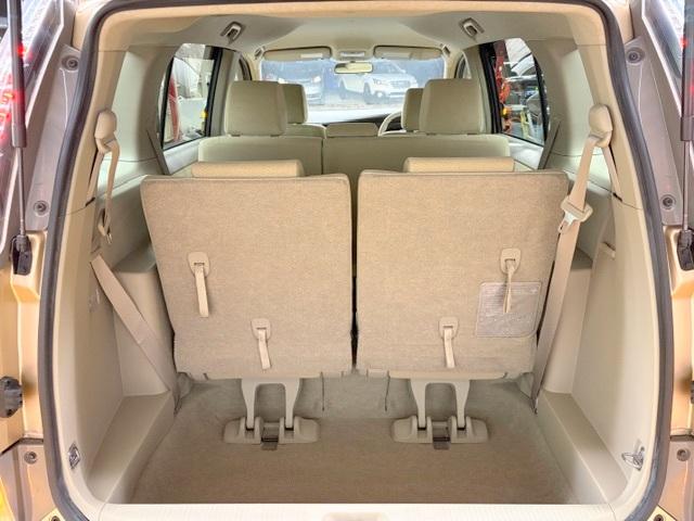 アイシス Ｇ　修復歴なし　禁煙車　走行１．７万キロ　スマートキー　オートスライドドア　ＨＩＤヘッドライト　フォグランプ　プッシュスタート　ＭＴモード付ＡＴ　オートライト（12枚目）