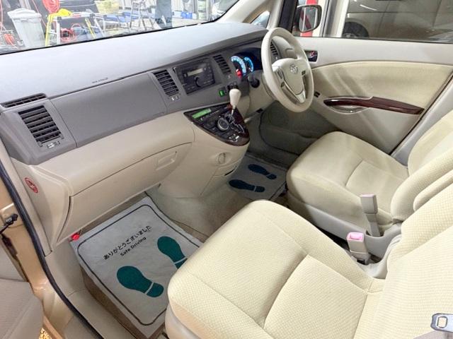 アイシス Ｇ　修復歴なし　禁煙車　走行１．７万キロ　スマートキー　オートスライドドア　ＨＩＤヘッドライト　フォグランプ　プッシュスタート　ＭＴモード付ＡＴ　オートライト（25枚目）