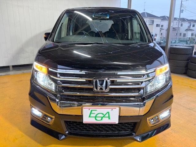 ステップワゴンスパーダ Ｚ　クールスピリット　修復歴なし　禁煙車　ワンオーナー　両側自動ドア　純正メモリナビ　Ｂｌｕｅｔｏｏｔｈ　クルコン　ハーフレザーシート　バックカメラ　フリップダウンモニター　ＥＴＣ　ＨＩＤ　パドルシフト　スマートキー（17枚目）