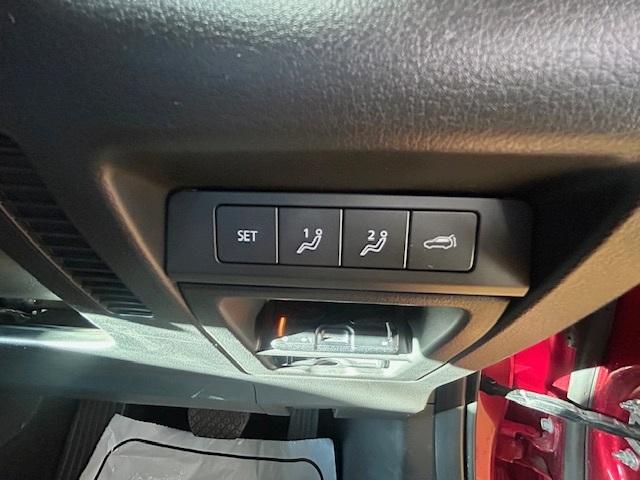 ＣＸ－３０ ２０Ｓ　Ｌパッケージ　修復歴なし　禁煙車　衝突軽減ブレーキ　ＡｐｐｌｅＣａｒＰｌａｙ／ＡｎｄｒｏｉｄＡＵＴＯ対応　全周囲モニター　純正ドライブレコーダー　レザーシート　電動シート　ディスプレイオーディオ　純正１８インチＡＷ（5枚目）