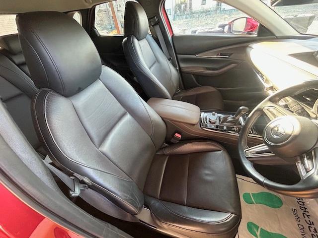 ＣＸ－３０ ２０Ｓ　Ｌパッケージ　修復歴なし　禁煙車　衝突軽減ブレーキ　ＡｐｐｌｅＣａｒＰｌａｙ／ＡｎｄｒｏｉｄＡＵＴＯ対応　全周囲モニター　純正ドライブレコーダー　レザーシート　電動シート　ディスプレイオーディオ　純正１８インチＡＷ（14枚目）