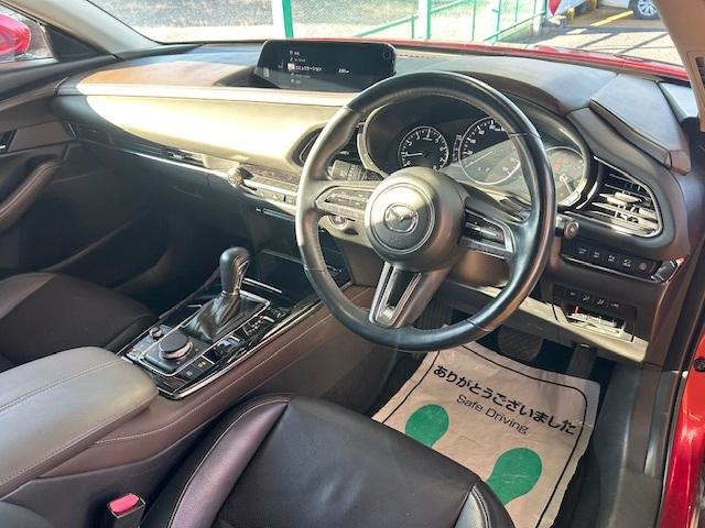 ＣＸ－３０ ２０Ｓ　Ｌパッケージ　修復歴なし　禁煙車　衝突軽減ブレーキ　ＡｐｐｌｅＣａｒＰｌａｙ／ＡｎｄｒｏｉｄＡＵＴＯ対応　全周囲モニター　純正ドライブレコーダー　レザーシート　電動シート　ディスプレイオーディオ　純正１８インチＡＷ（31枚目）