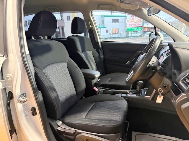 フォレスター ２．０ｉ－Ｌ　アイサイト　修復歴なし　禁煙車　アイサイトＶｅｒ３　純正メモリナビ　バックカメラ　純正ドラレコ　Ｂｌｕｅｔｏｏｔｈ　ＳＲＨ　ＥＴＣ　キーレスエントリー　シートヒーター　Ｘ－ＭＯＤＥ　ＳＩ－ＤＲＩＶＥ　純正１７ＡＷ（26枚目）