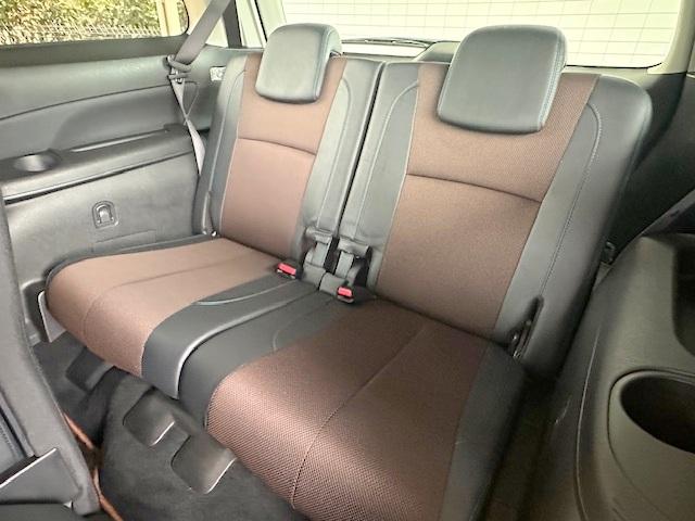 エクシーガクロスオーバー７ モダンスタイル　修復歴なし　禁煙車　アイサイト　純正メモリナビ　バックカメラ　半革シート　ブルートゥース　パワーシート　アクセスキー　パドルシフト　シートヒーター　純正１７インチＡＷ　ＳＩ－ＤＲＩＶＥ　ルーフレール（14枚目）