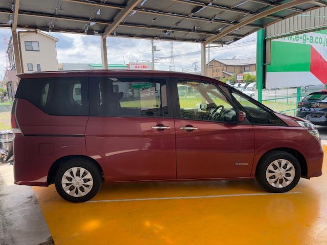 セレナ Ｘ　Ｖセレクション　修復歴なし　禁煙車　エマージェンシーブレーキ　両側自動ドア　フリップダウンモニタ　バックカメラ　純正ＳＤナビ　Ｂｌｕｅｔｏｏｔｈ　ＥＴＣ　クルコン　Ｗエアコン　ＬＥＤライト　フルセグＴＶ　ＤＶＤ再生（19枚目）