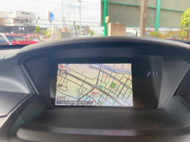 オデッセイ アブソルート　禁煙車　純正インターナビ　フリップダウンモニター　ハーフレザーシート　バックカメラ　オートクルーズコントロール　ＥＴＣ　ステアリングスイッチ　フルセグＴＶ（2枚目）