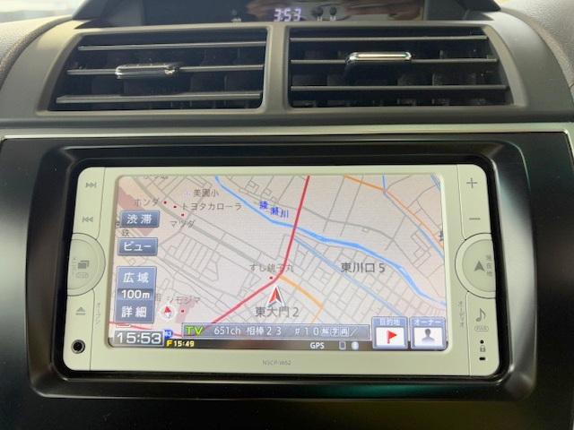 カムリ ハイブリッド　禁煙車　ＥＴＣ　純正ＳＤナビ　Ｂｌｕｅｔｏｏｔｈ　デュアルエアコン　横滑り防止装置　地デジＴＶ　ＣＤ　ハイブリッド（2枚目）