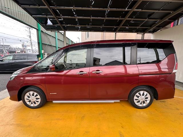 セレナ ＸＶ　ステップタイプ　禁煙車　両側パワースライドドア　ユニバーサルステップ　純正ＳＤナビ　バックカメラ　Ｂｌｕｅｔｏｏｔｈ　ＥＴＣ　インテリキー　プッシュスタート　フルセグＴＶ　ＤＶＤ再生　ＣＤ（23枚目）