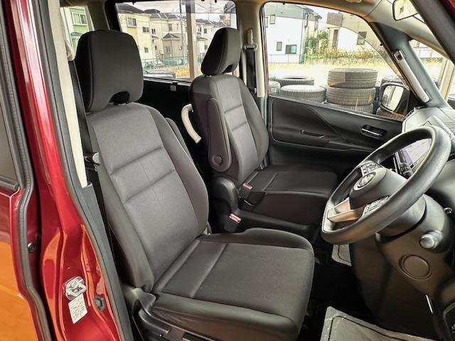セレナ ＸＶ　ステップタイプ　禁煙車　両側パワースライドドア　ユニバーサルステップ　純正ＳＤナビ　バックカメラ　Ｂｌｕｅｔｏｏｔｈ　ＥＴＣ　インテリキー　プッシュスタート　フルセグＴＶ　ＤＶＤ再生　ＣＤ（28枚目）