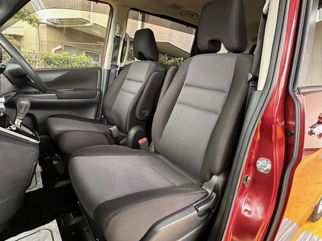 セレナ ＸＶ　ステップタイプ　禁煙車　両側パワースライドドア　ユニバーサルステップ　純正ＳＤナビ　バックカメラ　Ｂｌｕｅｔｏｏｔｈ　ＥＴＣ　インテリキー　プッシュスタート　フルセグＴＶ　ＤＶＤ再生　ＣＤ（30枚目）