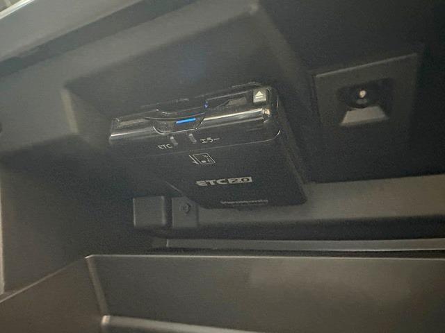 XV 2.0i-L アイサイト 修復歴なし 禁煙車 純正SDナビ アイサイトVer3 バックカメラ ETC Bluetooth ブラインドスポットモニター アクセスキー プッシュスタート パドルシフト フルセグTV MTモード付AT(5枚目)